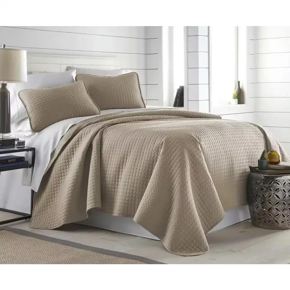 SouthShore Fine Linens Quilt Set Full/Queen Taupe Geometric Oversized 3-Pc BED84